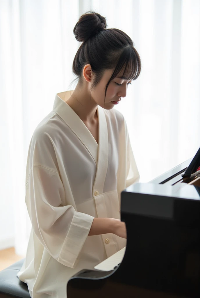  Japanese、 black hair、clear、 playing the piano、 White Simple Background 