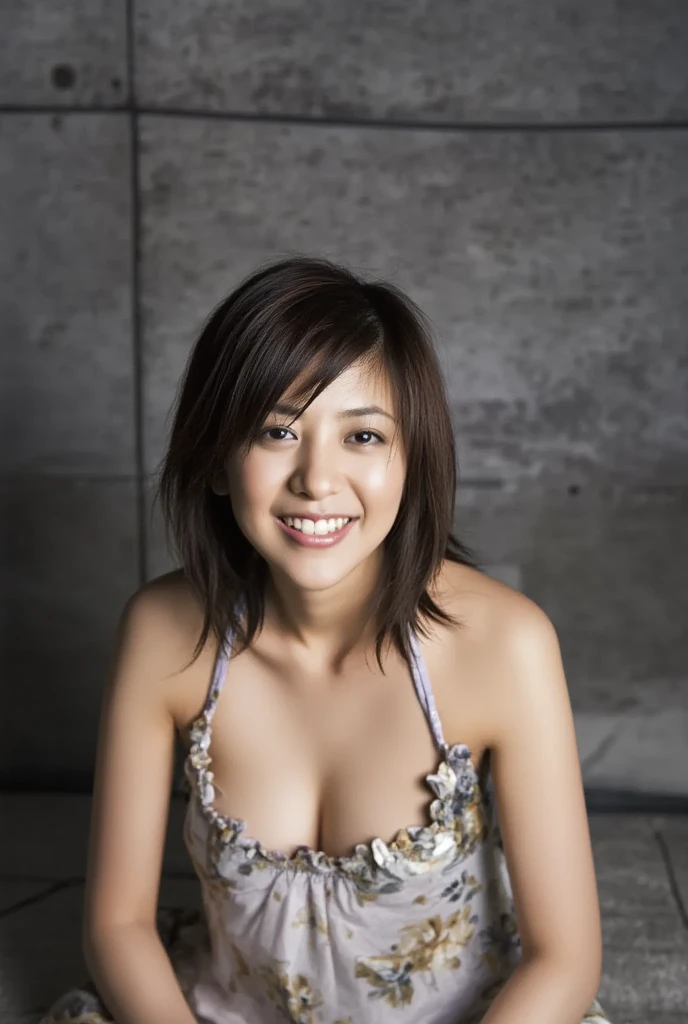 A smiling woman is posing cross-legged alone wearing a camisole where the inside of the thin fabric can be seen through and her nakedness can be seen through, View above collarbone、The background is a monotone 、
