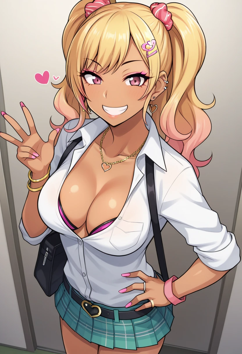 1girl,smile,medium breasts,gyaru