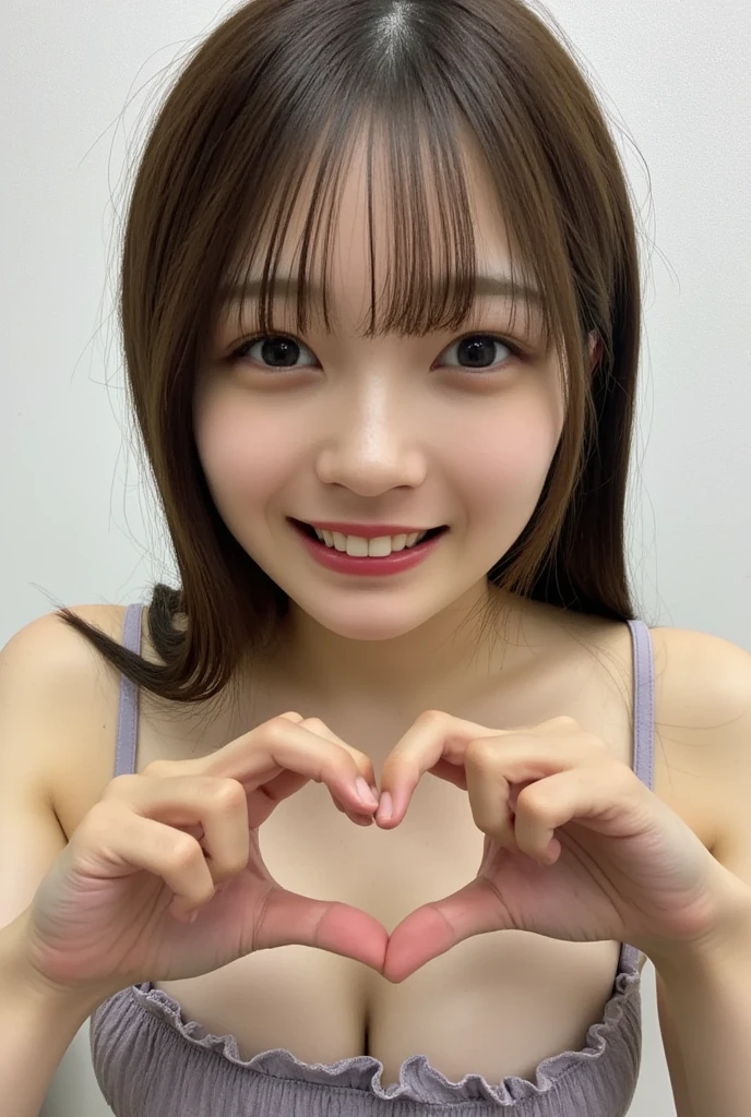 肩だけを露出させたかわいいパジャマWearingポーズをとる笑顔の女性は1人だけ,  in front of your chest and make a big heart shape with both hands,  Wearing、Physical-based rendering of , Looking above my collarbone 、 The background is a monotone   、
