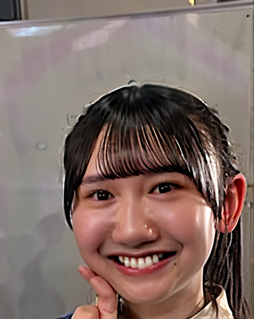 transparent white bikini、Excessive exposure、big breasts、Large front facing skin area、I can&#39;t fit my shoulders