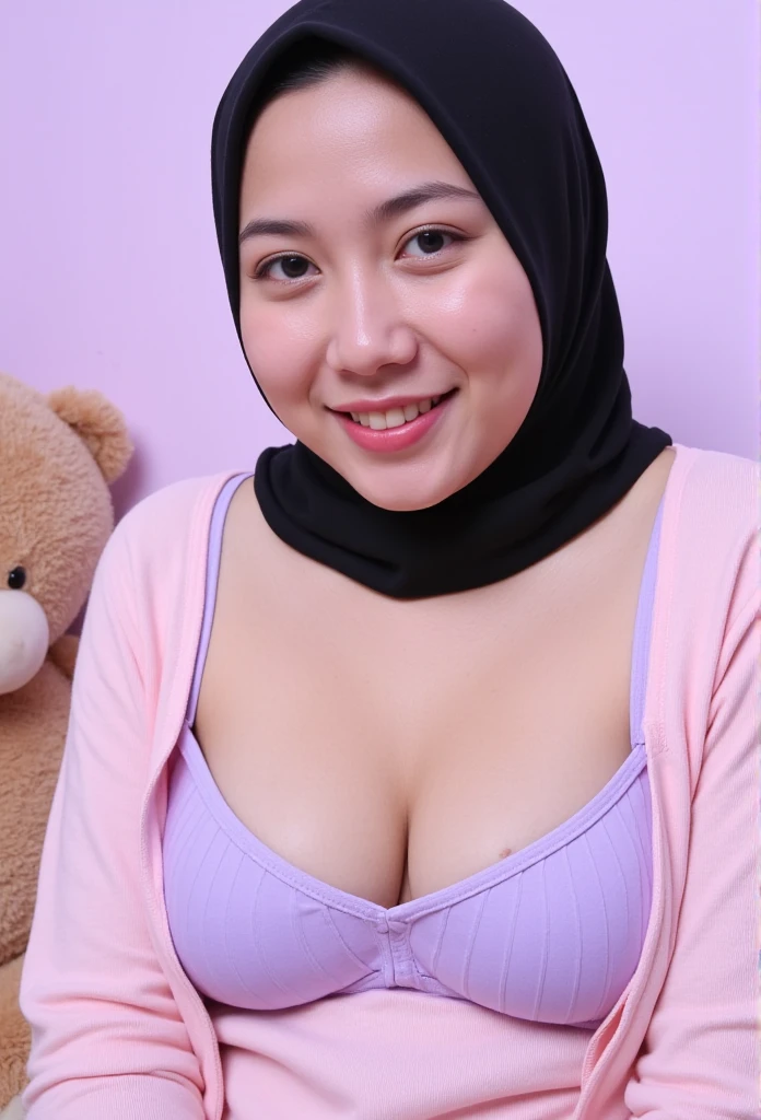 indonesian girl 25yo , naked, hijab, big nipple, smile, showing off buttocks to men