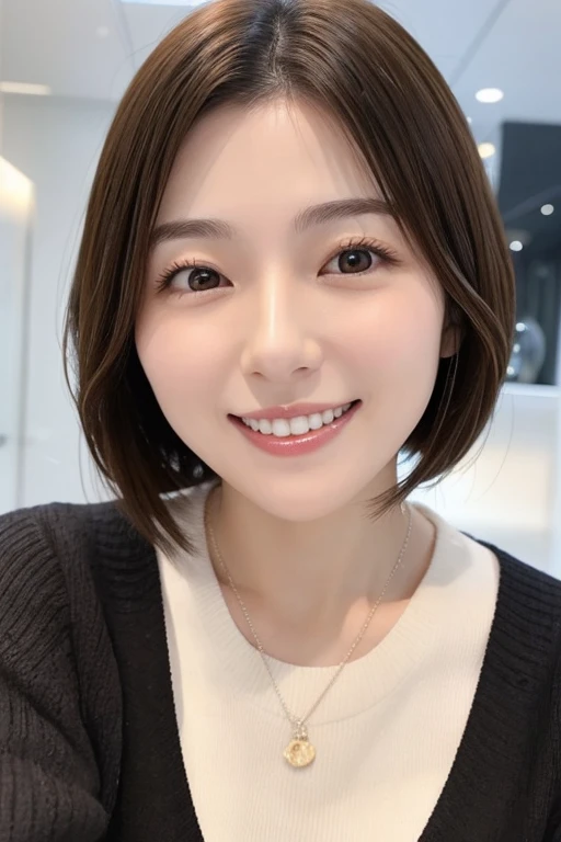  mature girlfriend 、 face forward、 close-up face、 clear 、virgin、25 years old、 Short Wavy Hair  、Double teeth、 bright 、 Japanese 、 realistic feel