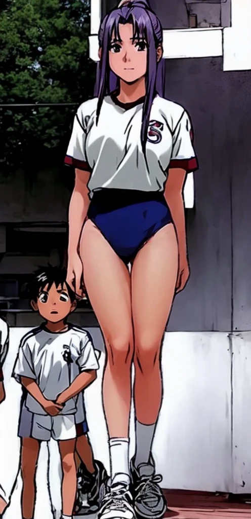 Momoko Koigakubo, a tall girl with beautiful legs, is standing with her legs spread to the side in a white gym uniform and light navy blue bloomers that look like panties.。Next to Momoko Koigakubo is a young boy in a tracksuit who is being held by Momoko Koigakubo.。
