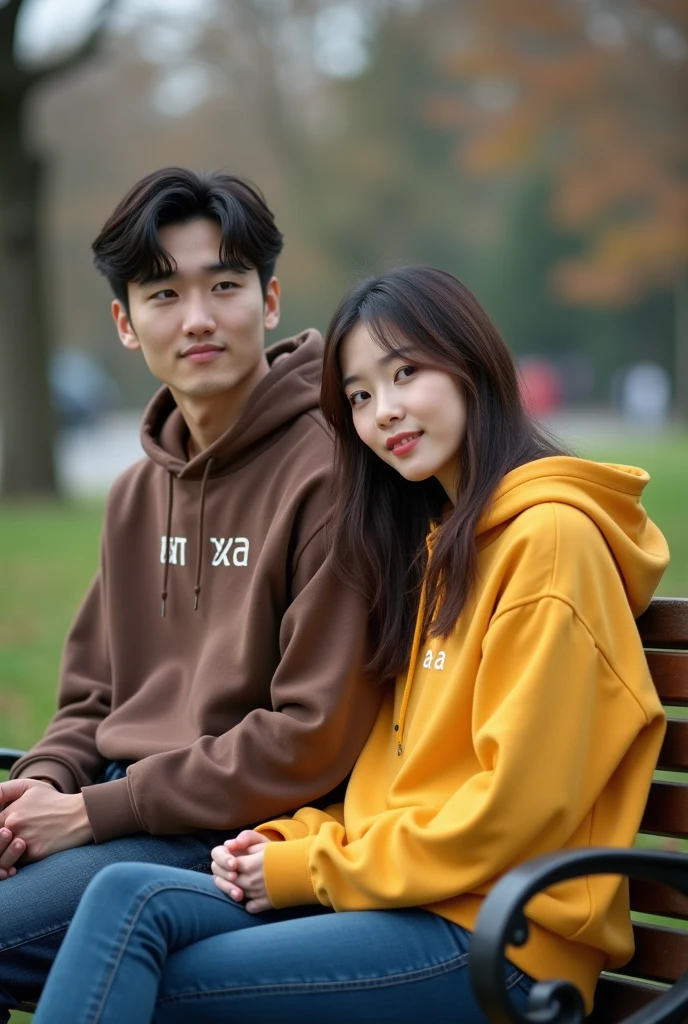 top-quality、masterpiece、hight resolution、Meeting with a cheating partner、Meeting a handsome man with black hair in the city、Handsome man wears an orange hoodie、Super beautiful face、Super beautiful eyes、Super beautiful hair