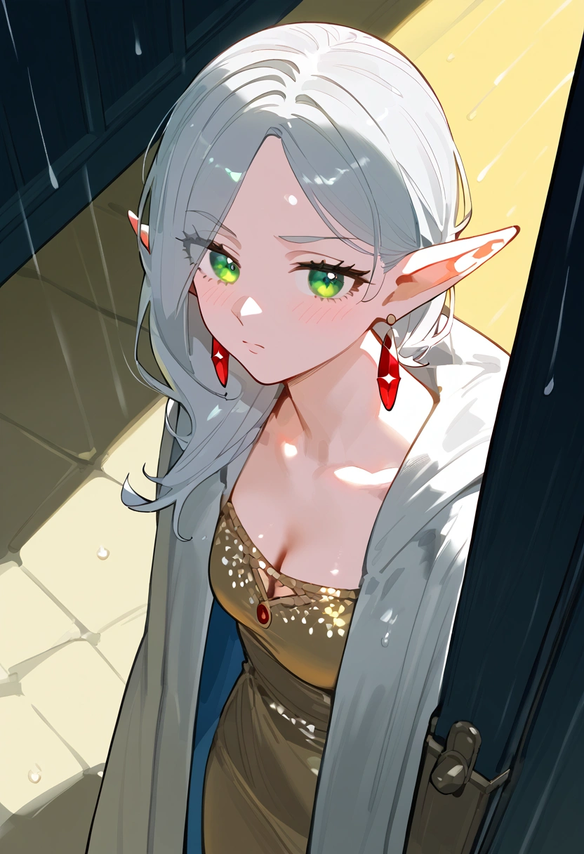 ilustración anime,  score_9,  score_8_above,  score_7_above,  score_6_above,  score_5_above,  score_4_above,freeze, 1 girl,  green eyes,  gray hair, collect,  pointy ears, eyebrows, earrings \\\\\\ \\\\\ , simple yellow background, limelight de la cara,1 rain,embarrassing look ,bright green eye,he would be,eyebrows fruncidas,parts, dim lighting ,limelight,only half of the face
