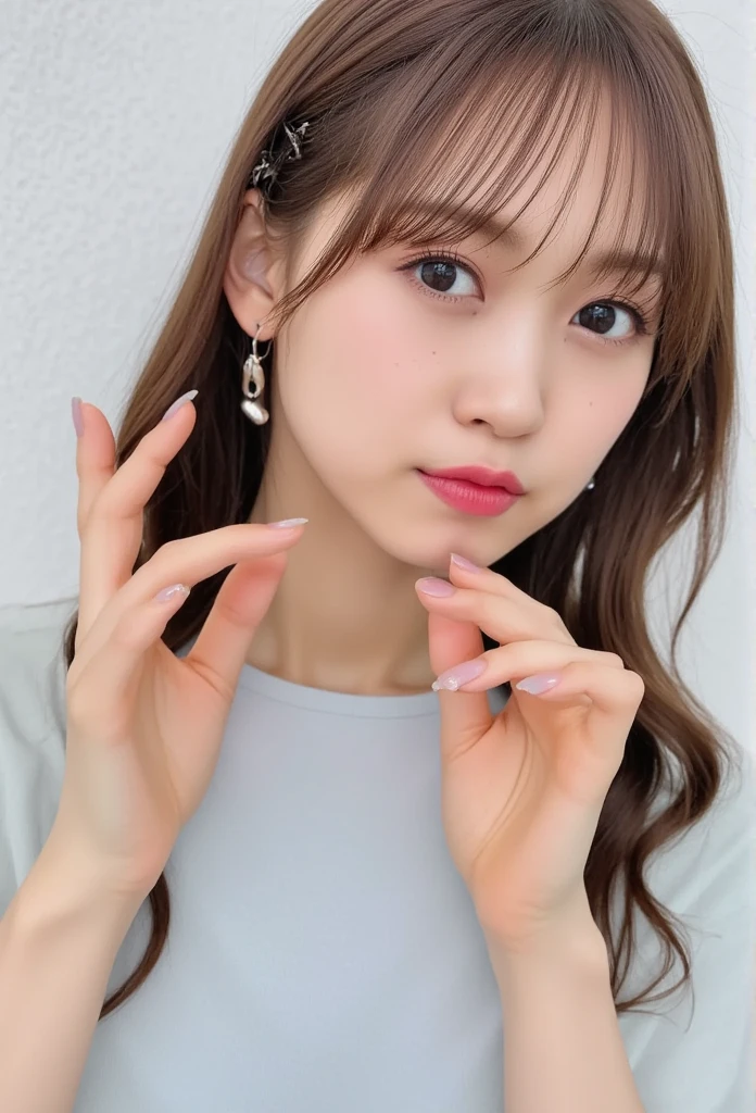 arafed asian woman with long hair and a gray shirt, lalisa manobal, tzuyu from twice, lalisa manoban of blackpink, with bangs, ulzzang, jaeyeon nam, jinyoung shin, heonhwa choe, park ji-min, with cute - fine - face, lee ji - eun, lee ji-eun