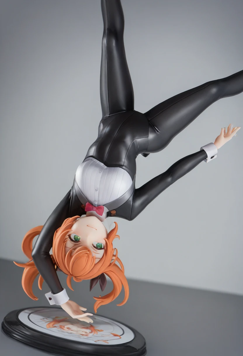 pt， The reverse suit of a rabbit falling upside down ，  Girl Figure  ，Immediately，