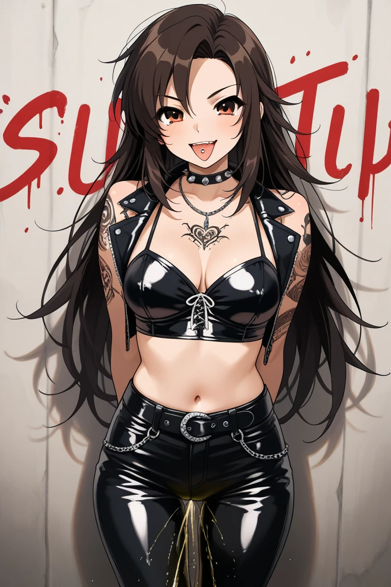 A beautiful adult woman with shoulder-length hair, big breasts, and beautiful legs is standing blushing in a black tube top that exposes her navel and black panty-like hot pants.。
