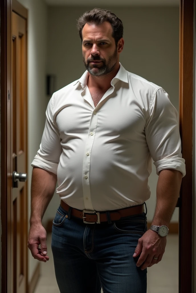 foto tipo selfie, 55-year-old man, con lentes tipo nerds,Obra maestra, La mejor calidad, Altas Resoluciones, altura 1.65 metros, robusto 92 kilos, camisa de sport con remera blanca debajo pantalon, realista, 1 hombre, solamente, calvo, sin posar, Mirando al espectador, en mansion con autos deportivos, realtar detalles.
