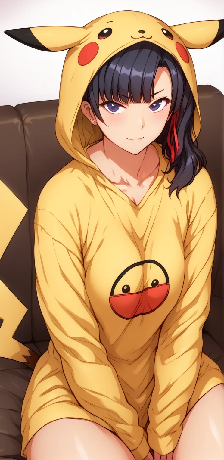 Miyajima Sakura: , Pikachucosplay, Pikachu \(Pikachu\),  character print, hood, moletom com hood, yellow sweatshirt ,Sitting on the couch in front of me .