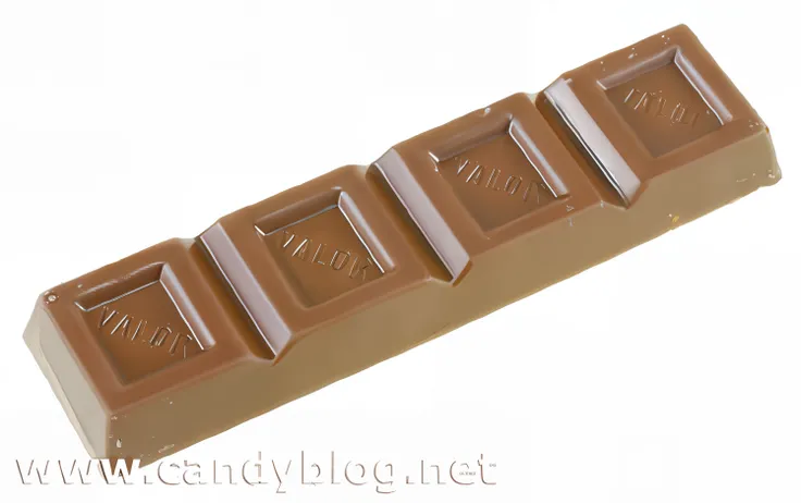 candy, photorealistic:1 <lora:more_details:1>, <lora:epiNoiseoffset_v2-pynoise:0.5> <lora:lit:0.3> <lora:ChocolateWetStyle:1>, ChocolateWetStyle