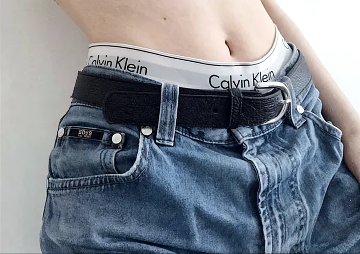 Man stomach hairy