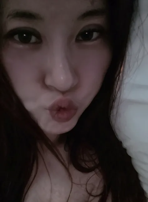 ((highest quality, 8K, masterpiece: 1.3)), 1 girl, The beauty of slim abs: 1.3, ( casual and cute hairstyle: 1.2), : 1.1, Stressed and angry faces, fine eyes, double eyelid, with earrings, Bedroom, Concert Make-up, ((medium breast nude, cute chest)), (lying on the bed), (The portrait was taken from above her reclining body.。),ahegao(1.5),pussy fuck、A lot of cloudy semen on the face(1.5)、Facial(1.5)、cum in hair(1.5)、cum on legs、Sperm on the legs、cum on legs、Facial(1.5)、eye contact、Look me in the eye、cum on face(1.5)、large amount of semen(1.5)、flushed face、Embarrassed and red face、anger、sad、scream、
