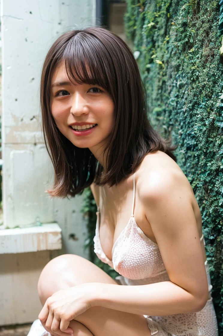 Japanese women、Age: 50、Completely naked、Loose、Wide-open legs、squat、