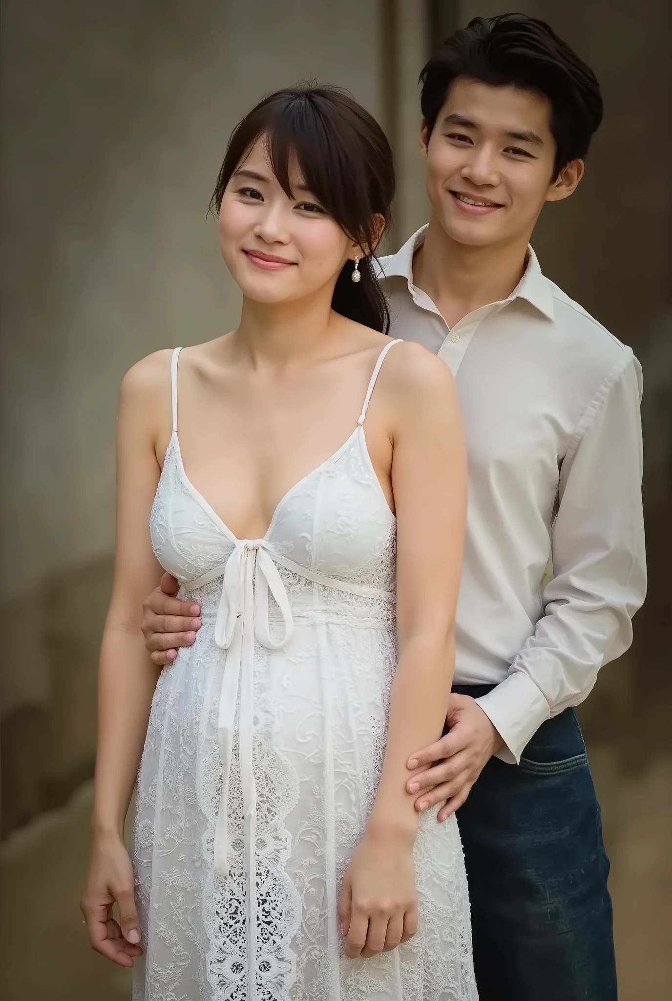 (( Lace Nightgown)) , Looking above my collarbone 、 raises his throat for a cute smile、Teenage Girl、Pregnant Woman's Stomach 、 choker 、 garter,A man stands behind and hugs me