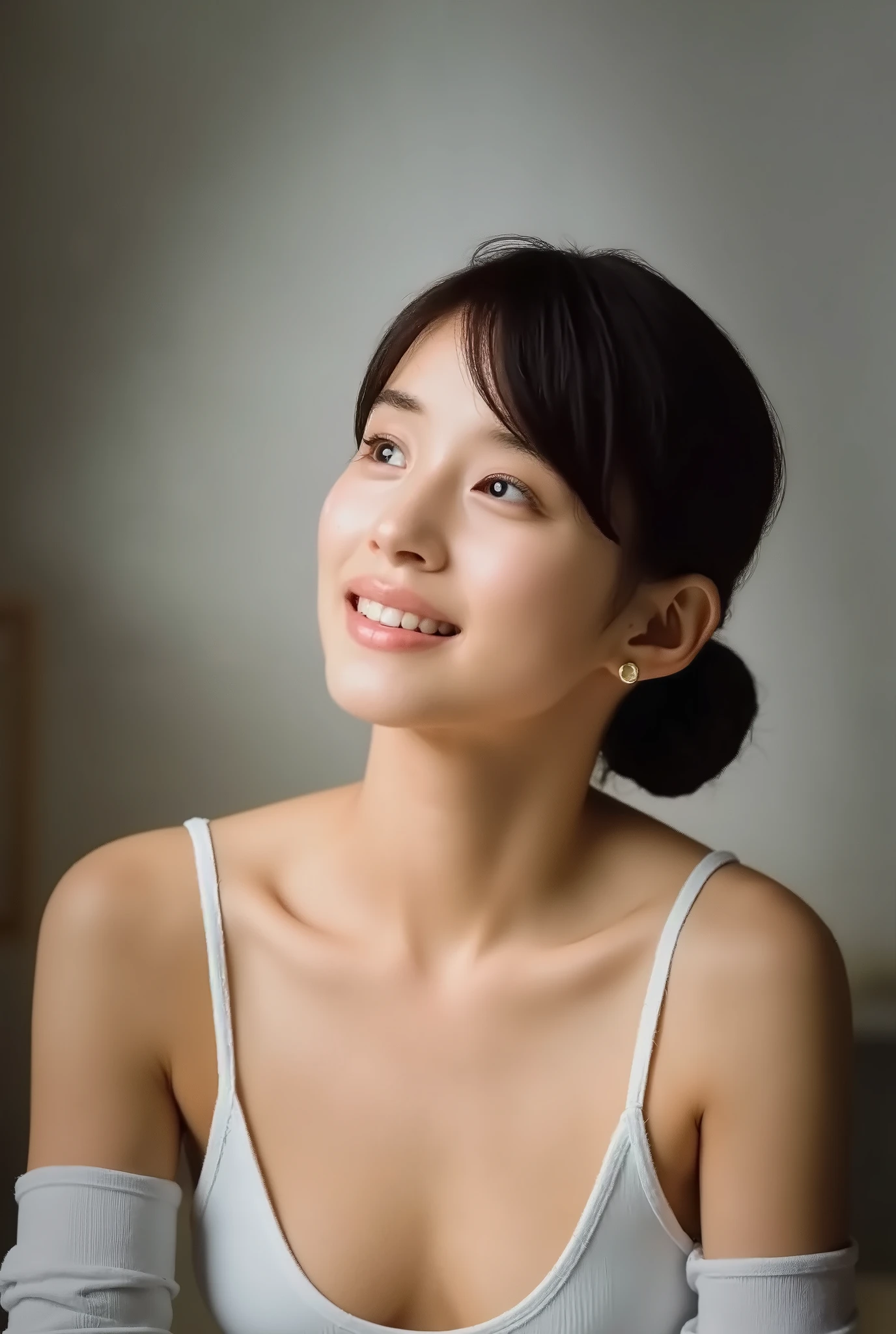 (((nude))) , look up above my collarbone 、 raise my throat and have a cute smile 、Teenage Girl、