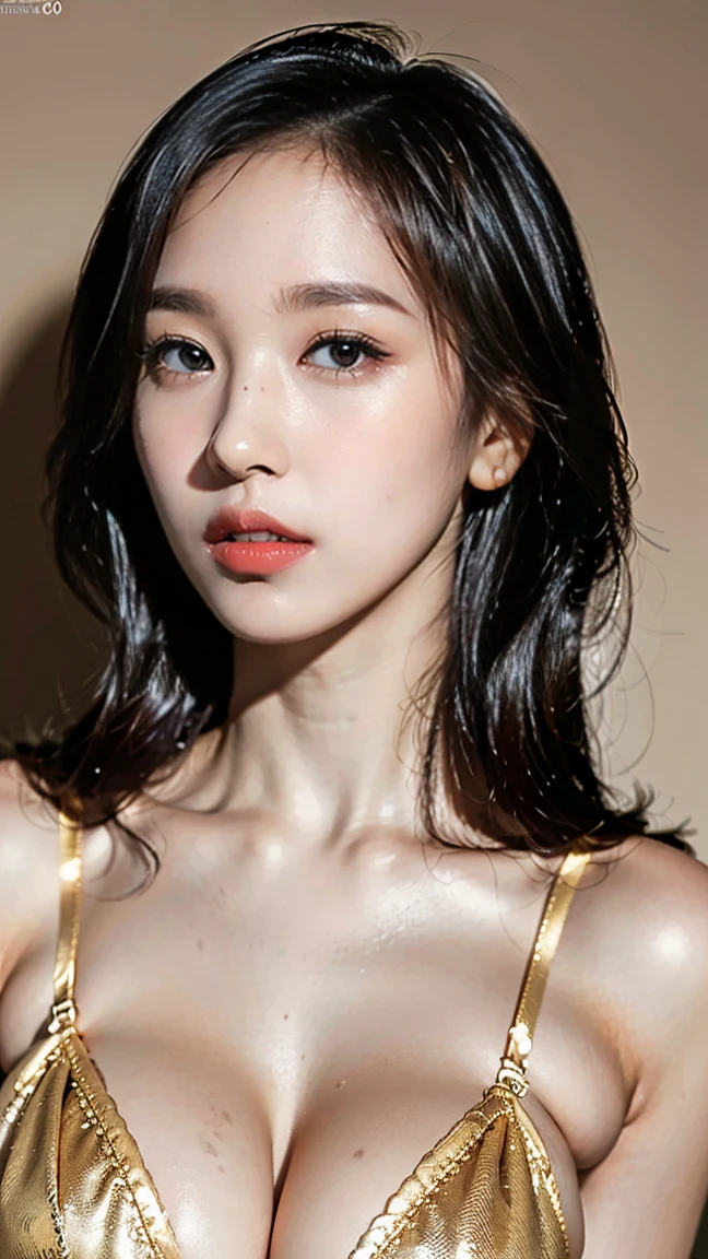 1womanl、(Super beautiful)、(beauitful face:1.5)、(Moaning at climax:1.3)、(a wet body:1.3)、japanes、25-year-old model、(sleeveless clothes)、makeup、lip stick、eye line、mascara、eyeshadows、Brown hair、(studio shoot:1.1)