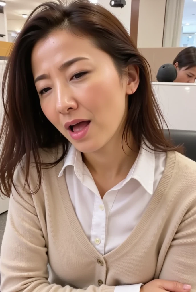 The highest image quality、8K picture quality、32K image quality、too beautiful、a famous actress of Japan、Obscene big breasts、Chest circumference 100cm、Obscene mother、Obscene mom、Maternal and obscene body、sensual bodies、hight resolution、POV、Tecateca skin with oil、Detailed skin、Look at viewers、Obscene mommy friends gather dressed as intelligent female teacher with glasses(5 women)、post-facto、The smell of a muffled female、Everyone is in estrus、Classroom