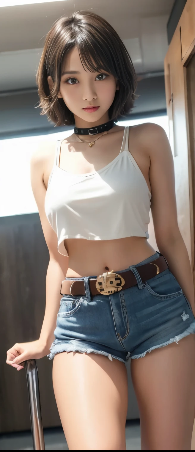  pure idol girl（Short Hair）、A pure girl's face、Tanned Thick Legs 、gold tight shorts 、、punk belt 