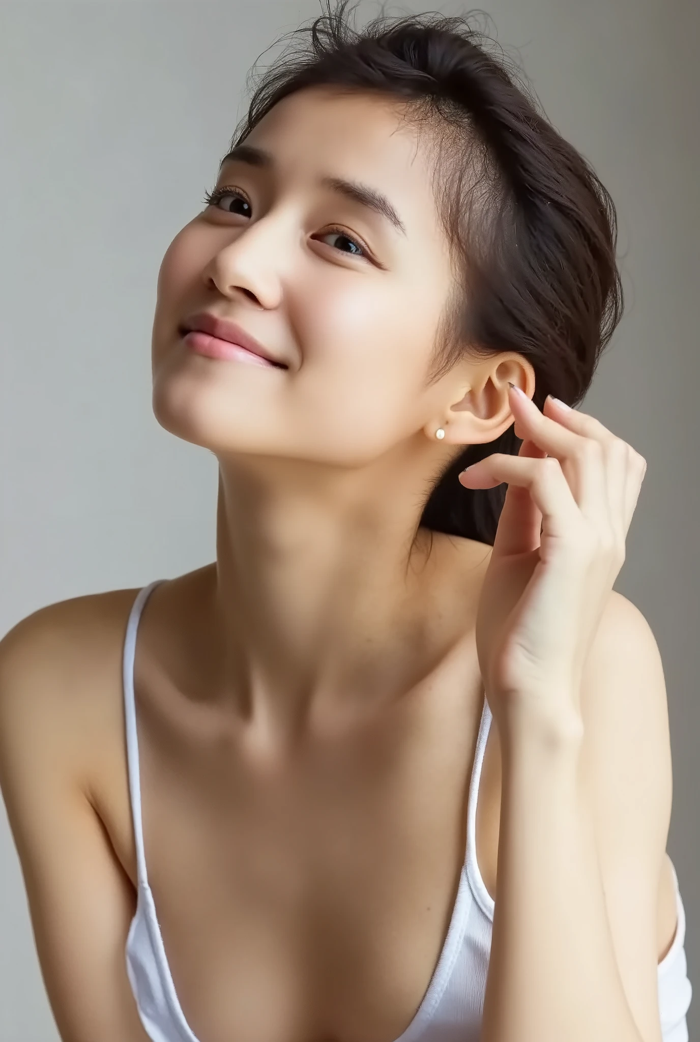 (((nude))) , look up above my collarbone 、 raise your throat and have a cute smile 、age Girl、