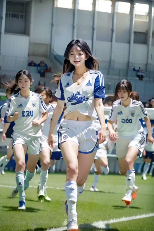 deux femmes ensemble de 18 ans sexy et mince , short sleeve football uniform, salle de classe, se touche,position sey,sensuel