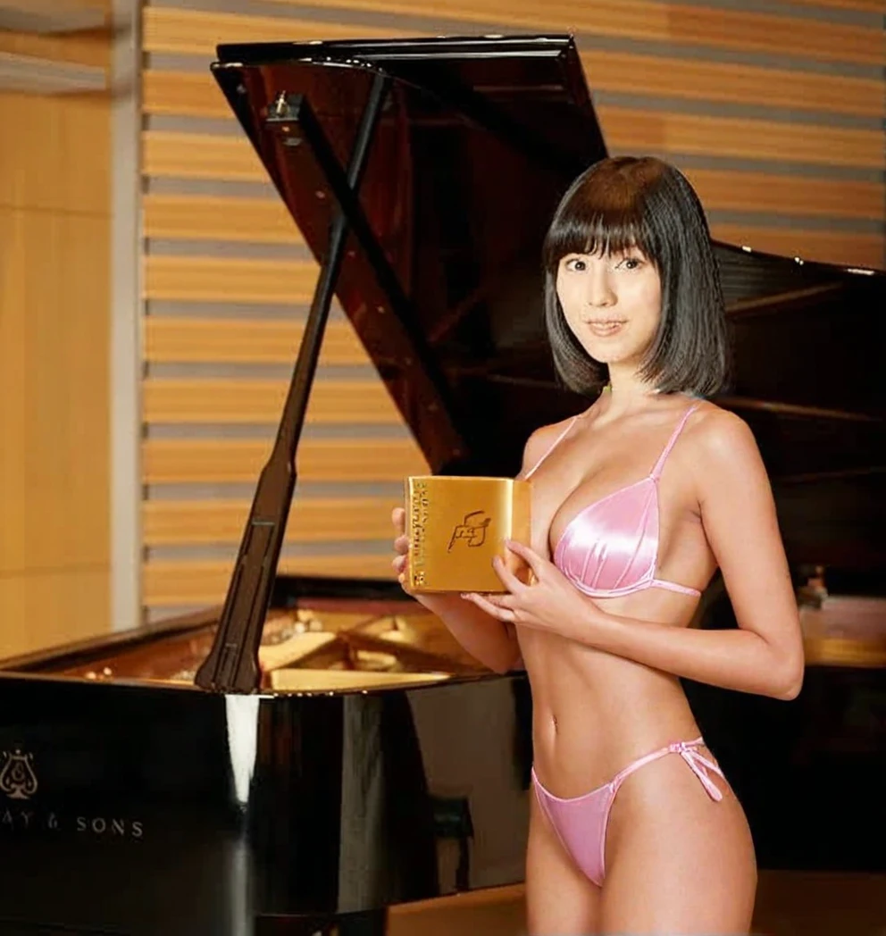 (((Transparent vinyl bikini:1.35)))、((Touching the thigh))、1 (Alice in Wonderland), (He has a big triangular ribbon on his head....), short hair, young woman, A kind smile, Colorful clothes