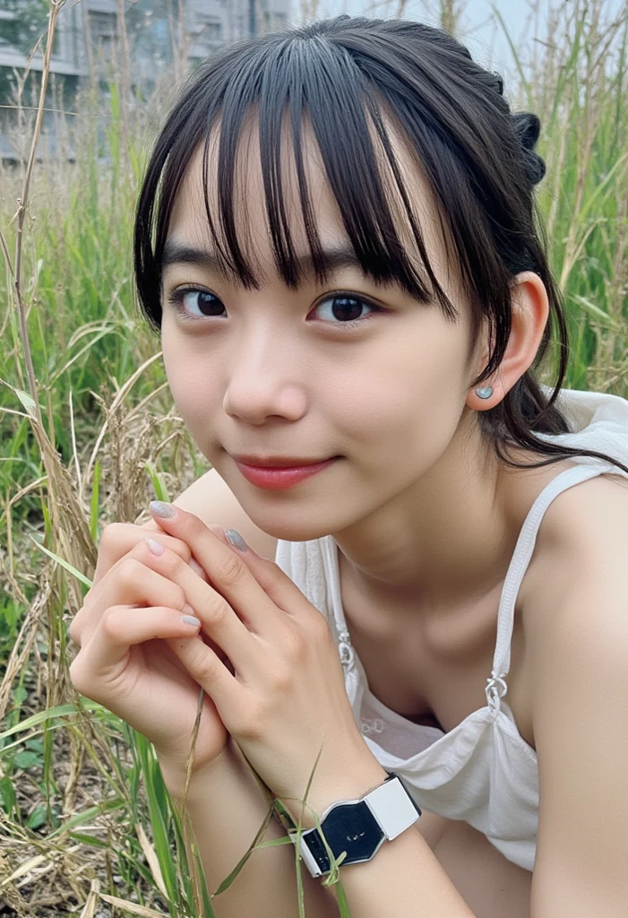 masami nagasawa、Japanese、woman、smile、Nude,just,neked,Observe the audience、University garden、bangs、22 years old、Low Twintails、Small eyes、round face、Small Mouth、