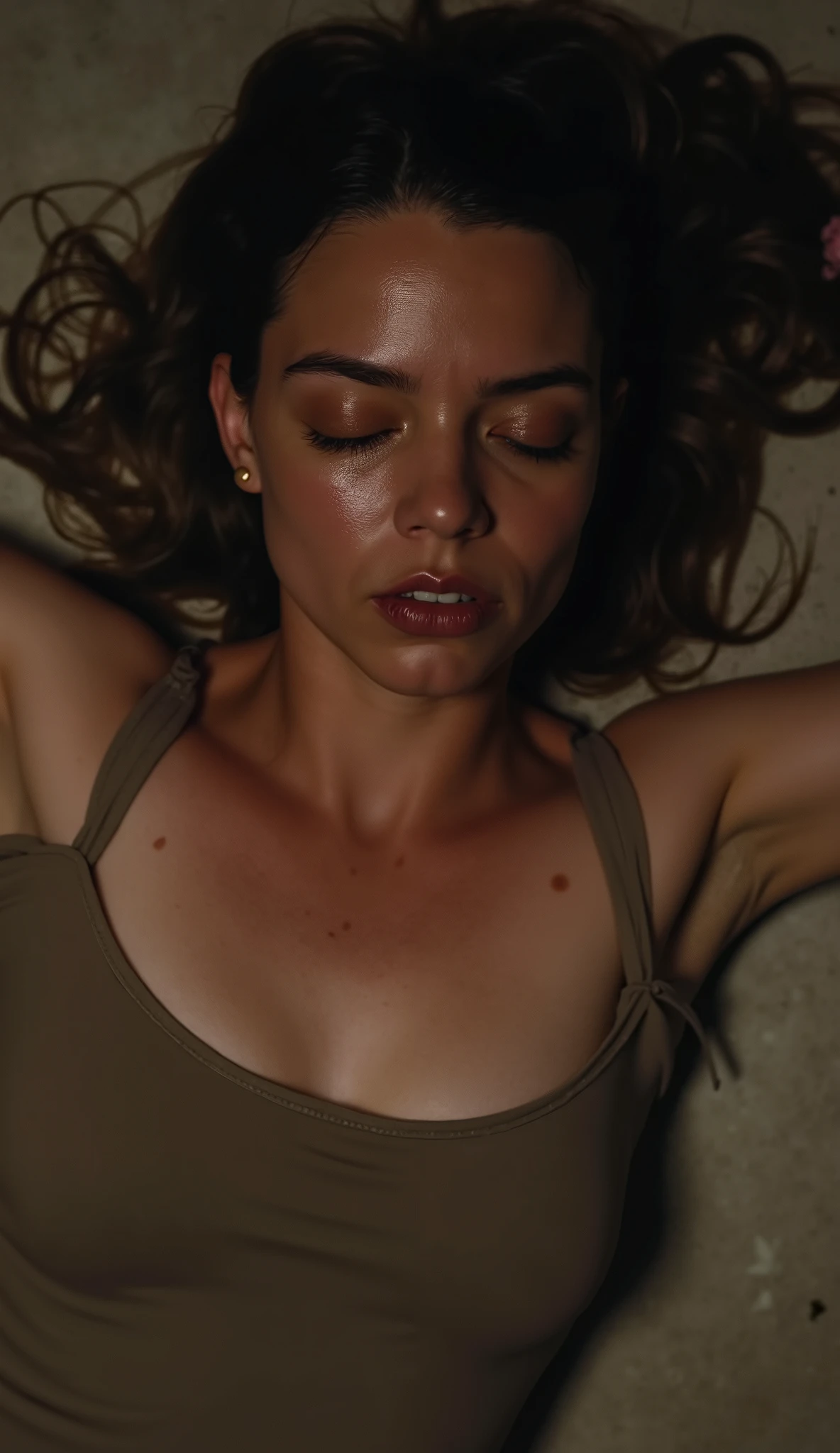 Ranger rosa, tight to the skin, moist, unconscious