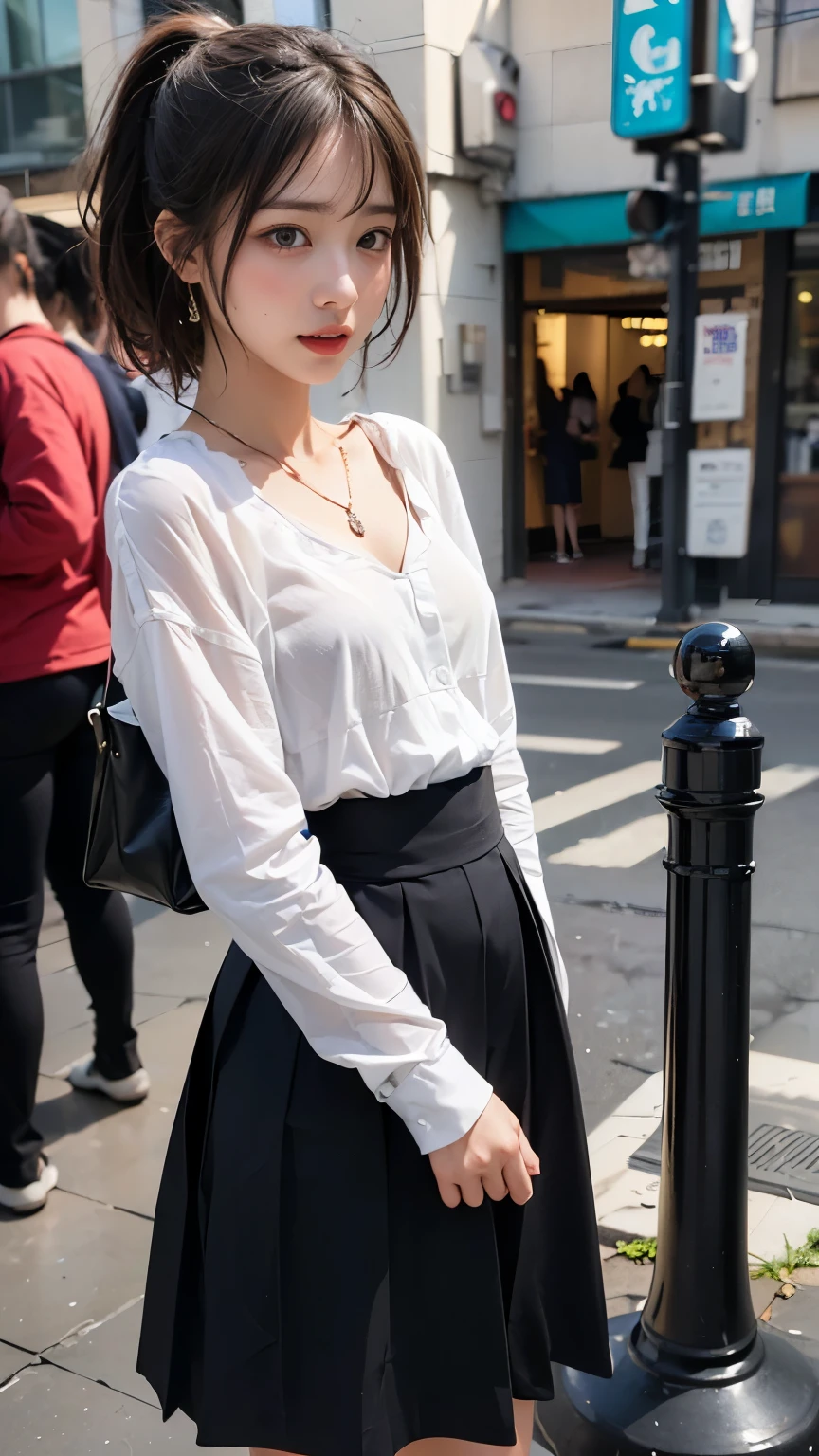 Heavy makeup，Korean face，Wear a mask，Wear a mask，Wear a mask，Stiletto pointed toe heels，Clear black silk pantyhose，Long legs，8K，On the street，In the daytime，By bangs，Single ball head，tightshortsleeve，Short skirt at the bottom，