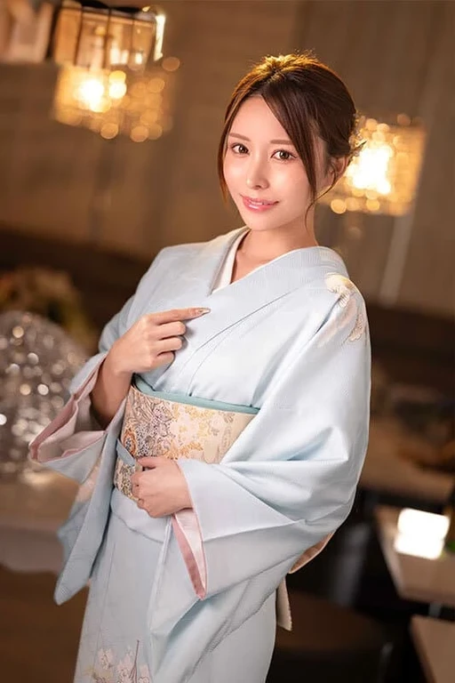 Blends in with the background