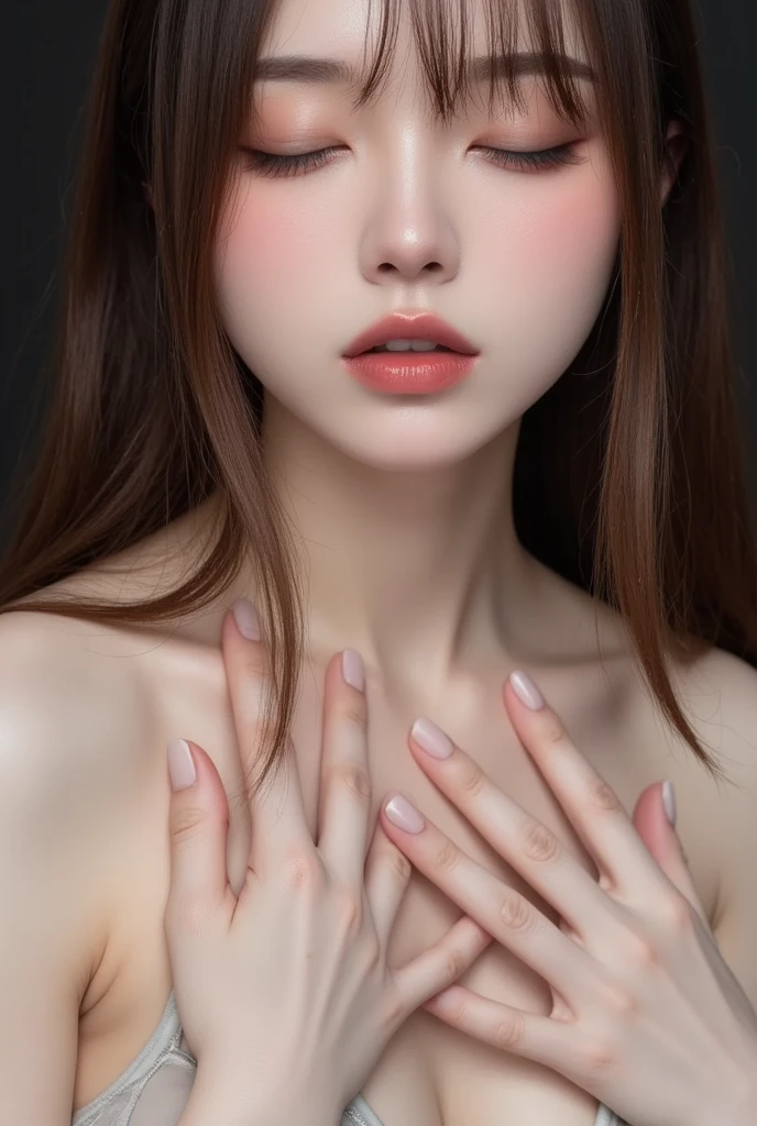 Reshape her hands more naturally