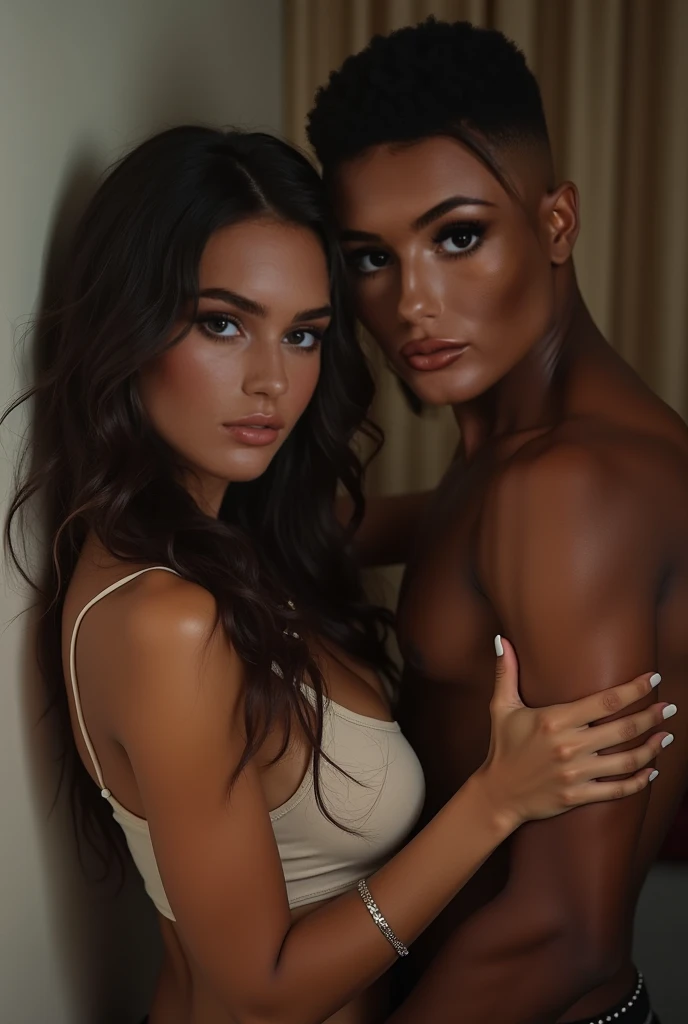 A Brazilian woman with blue eyes,big black hair,Caucasian skin,next to a strong man with green eyes,hair blonde, American,de Caucasian skin também