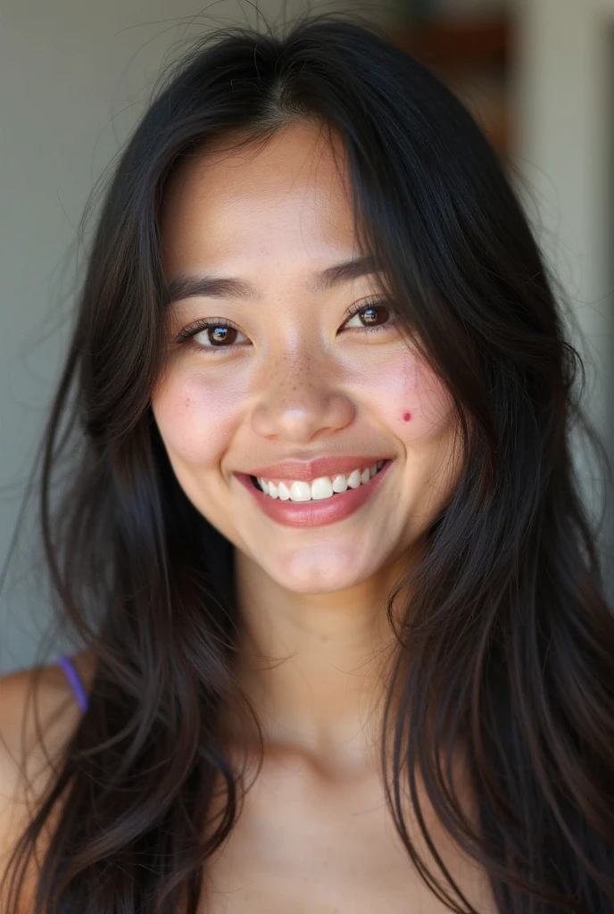 A Filipino-looking Asian girl with fair but not very white skin, smiling slightly and with long black hair, light brown eyes and a mole on her upper lip, Plus another mole on the cheek, he also wears braces and has very mild acne and is wearing lenses, She is also using a very soft and natural makeup only for the lips and a little blush.