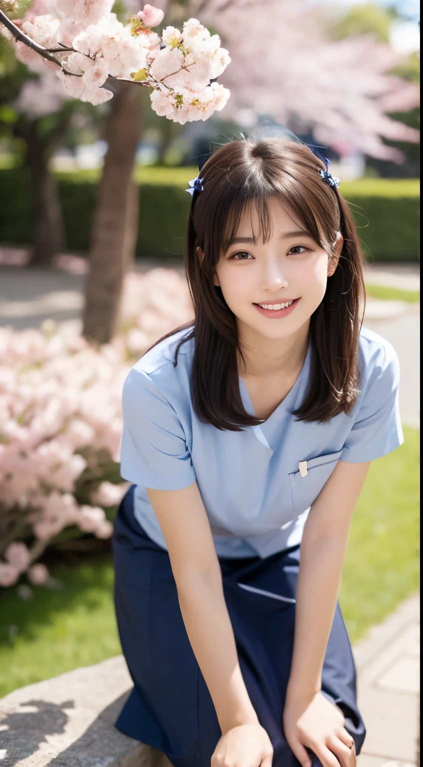 Very detailed 8k wallpaper)、foco nítido、in detail、Drama、Delicate and beautiful schoolgirl、sixteen years old、Sheer light blue shirt、Quite short skirt、ligh brown hair、hair adornments、Beautiful and sexy、A smile、独奏、Beautiful graphics、Bright school building、Full of students、clean legs、crouching down、