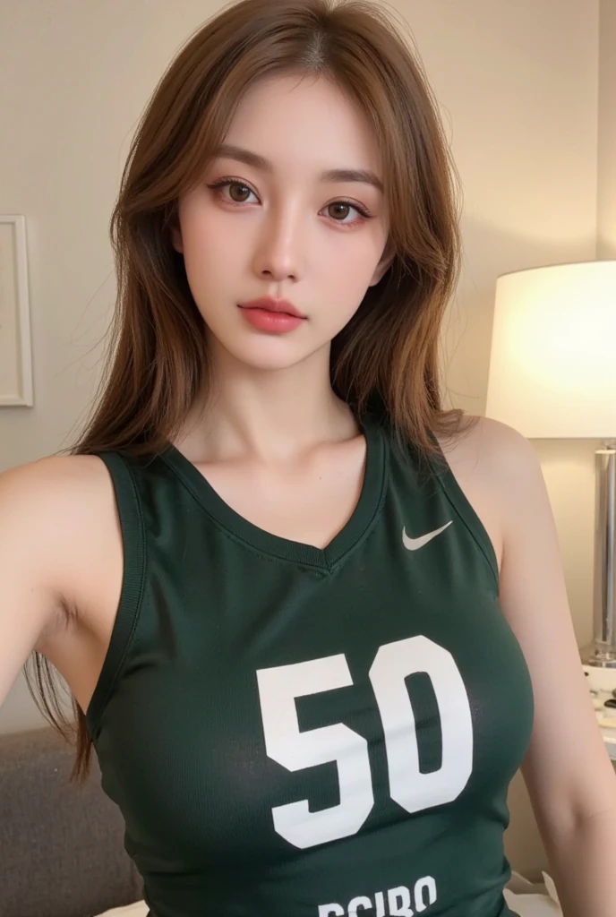 nice, Shiny、Tightening、Glowing Skin, Bangs between the eyes, Shiny直美丽的黑发, Super long straight silky hair, eyeliner, sexy, Beautiful and innocent, HD Big beautiful bright green eyes, Beautiful cute, camisole、The trendy volleycore style、South Korea