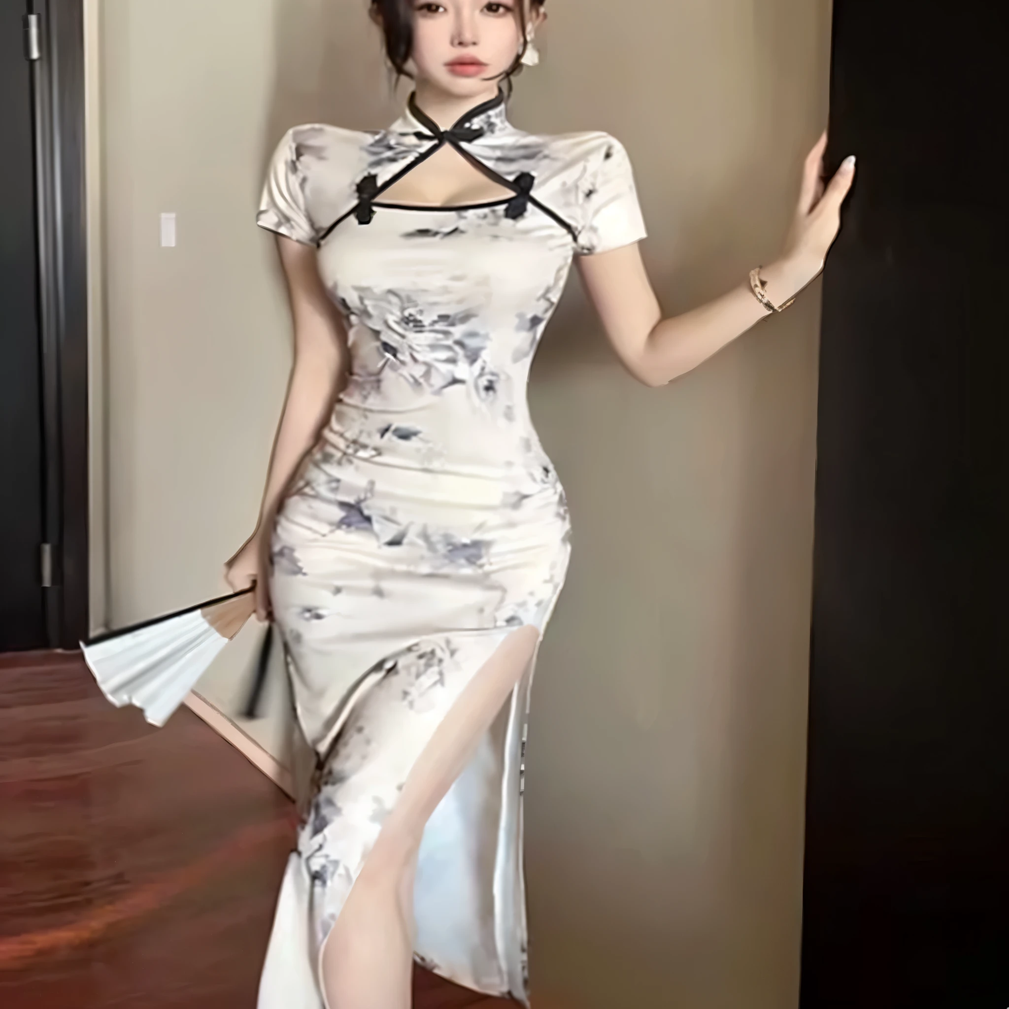 masterpiece、high resolution、((China dress:1.3)) 、mini skirt、high kick、(panties)、((片足を上げてpantiesを見せる:1.3))、Chinese service、Chunli、Chunli、((small breasts 1:1.3))、((small breasts))、(A cup bust)、((small tits:1.3))、Elegant and beautiful texture、RAW photo、16K、(Bokeh:1.3)、
35 years old、Japanese、beautiful face、(bright smile:1.1)、juicy lips 、Super detailed、High resolution、one girl、Full body Esbian