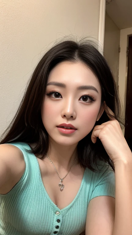 (realista, high resolution), 1 garota com um corpo perfeito, olhos super finos, cabelo preto comprido ponytail, biquini, peito grande, expor decote, olhos verdes, Asian face, corpo definido, full body