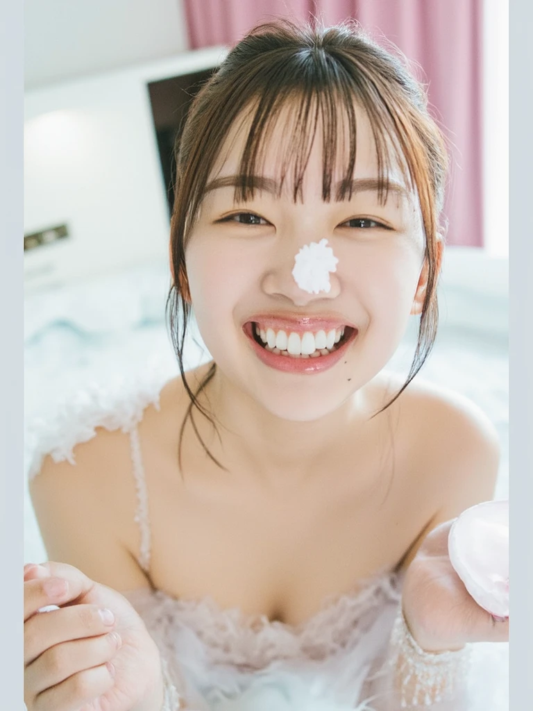 a beauty girl、(((Facial moments)))、cute little、Idol、japanes、Armpit sweat、huge smile、short cut hair、(((Group Bukkake)))