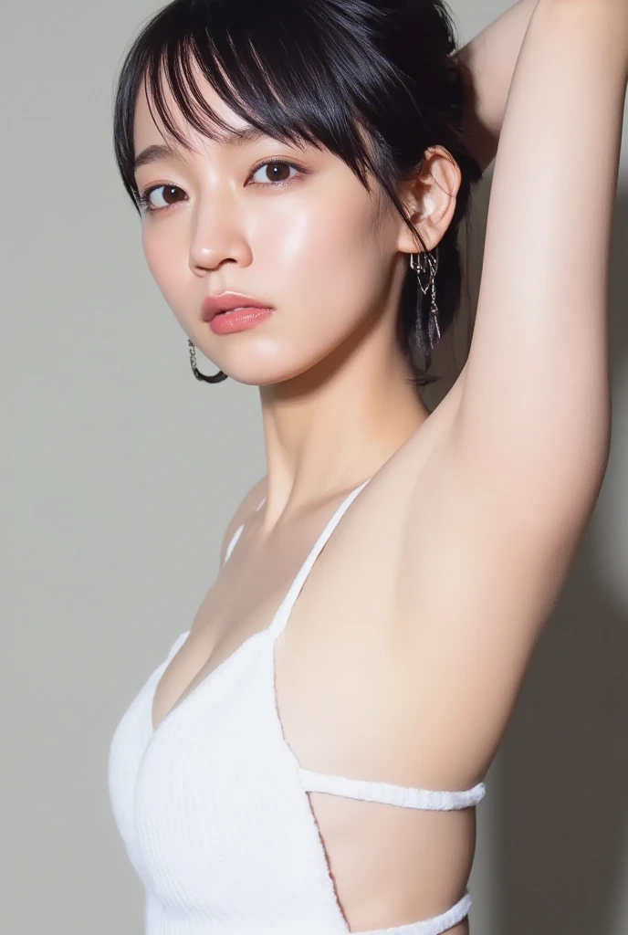 (Realistic:1.3、Ultra HD、Ultra-high resolution、8k、Japan idol singers、In the waiting room、White collared shirt、Sleep on your back)、((Looking at the camera:1.8))、(Extremely realistic skin texture:1.4)、(Realistic:1.3)、short hair、(Embarrassed expression:1.5)、(blonde:1.1)、(40-year-old woman、Mature Woman)、Ponytail hairstyle、(Lift your left arm and show your armpit:1.3)、(Armpit close-up:1.4)、((Shooting from the side:1.3))