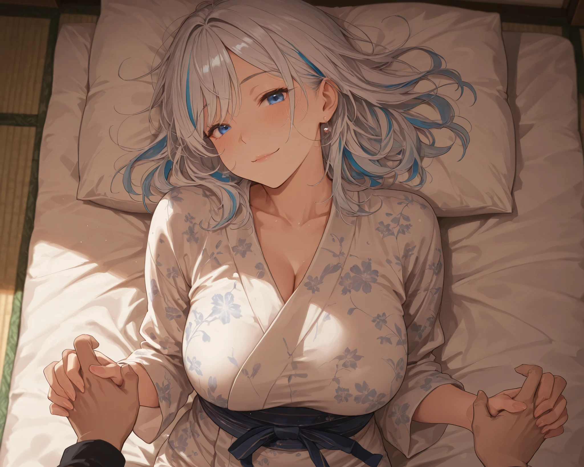 solo、from above、close-up、mature woman、Full Cheek、very cute face、Tilt your head、 Silver Hair、blue streaked hair、wave hair、Medium Hair、Blue Eyes、Beautiful girl with a smile like a goddess 、curvy beauty、long sleeve、kimono、indoors、Japanese-style room、tatami、futon、pillow、lays、背にlays、Greatest Masterpiece、Intricate Details、Extremely Absurd