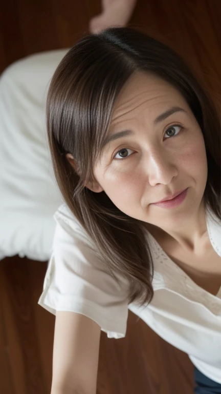 ((top-quality、8K、​masterpiece:1.3))、Photorealsitic, foco nítido, high-level image quality, hight resolution, Solo, japanes, Middle-aged woman,  48yo, Plump,full of sweat、sweat-wet skin、hair wet with sweat、Strapless、Lying on your back on the bed、looking at me　、facial close-up、lips wet with spit、sweety laughing、 Wavy Hair, Wrinkles at the corners of the eyes, Sheets wet with sweat