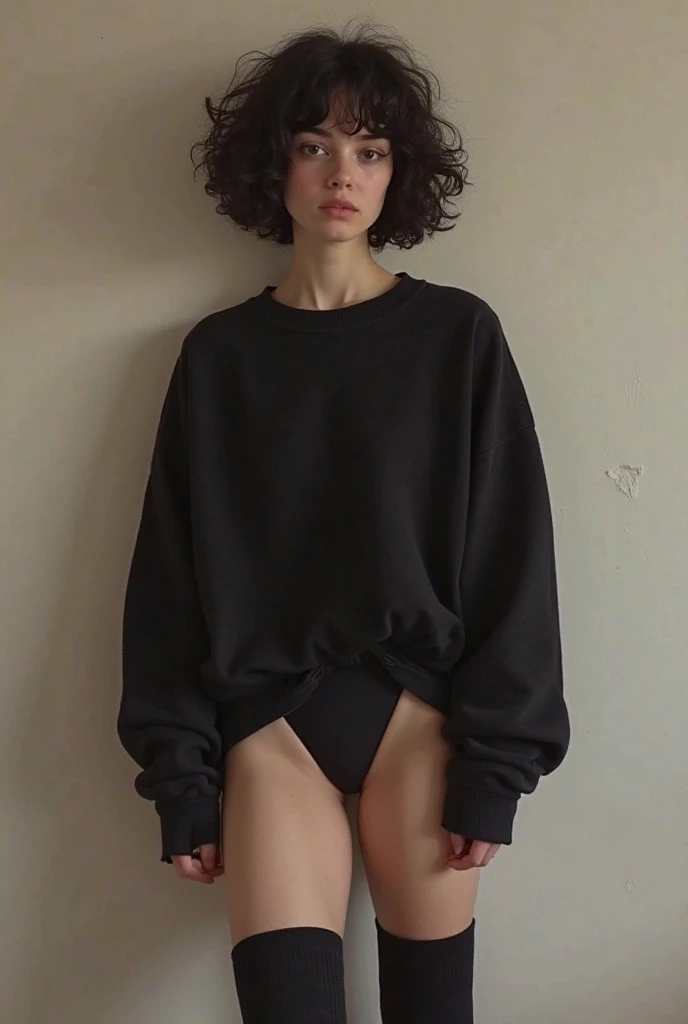 Full-body portrait of a Japanese woman、Wearing tight fitting summer clothing、Low neck、transparent、Y-shaped balance、highest quality