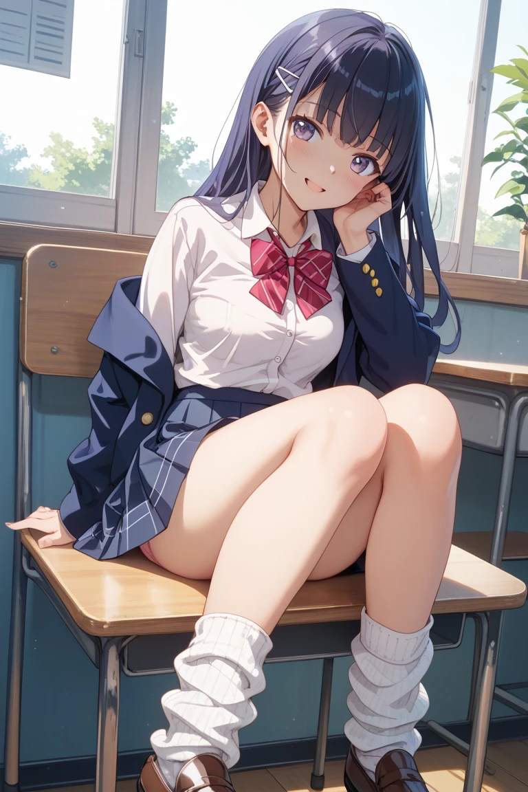 Turning your body to the viewer、skirt、high school girl、classroom、Sitting in a chair、Watching the audience、The legs are spread wide upwards