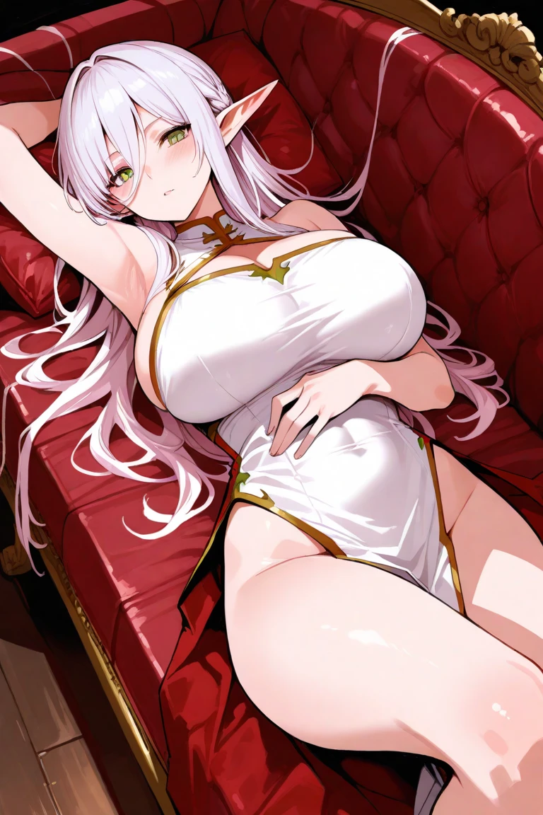 1 girl with big breasts、long gray hair、gold eyes、shy face、fox ears、fox tail、white kimono、red hakama、beast ear maiden、disheveled clothing、phoenix pattern、on the bed、Lying down position、