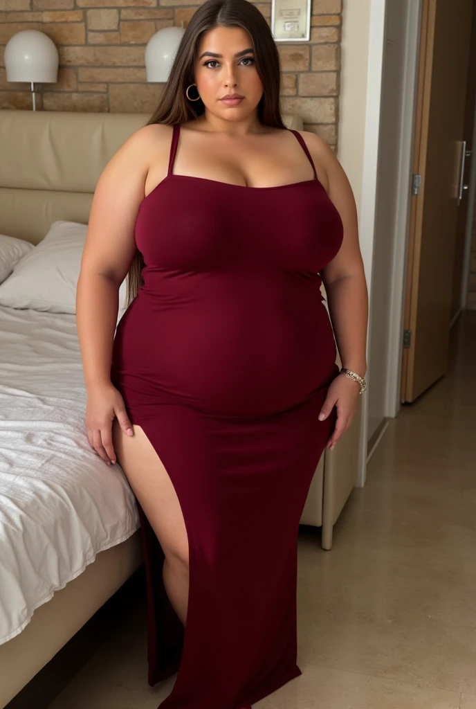 woman wearing a strapless red and black silk dress. the woman has a big chest, un petit ventre des hanches larges et des grosses fesses