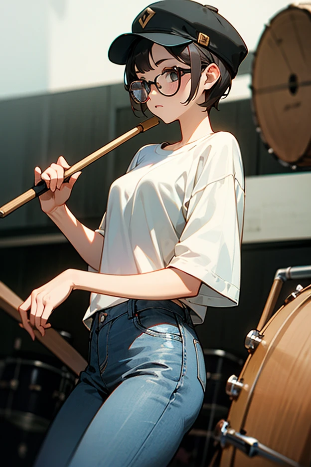drummer、Plain white T-shirt、short hair、Black trousers、Glasses、woman