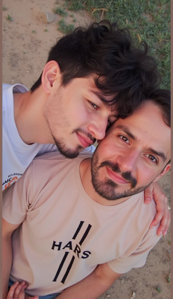 chester bennington beijando mike shinoda