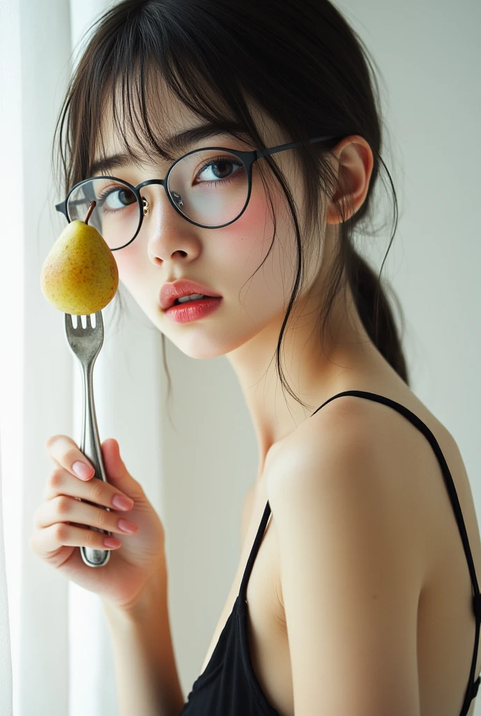((top quality)), ((傑top quality、masterpiece、high sensitivity、high definition、detailed description、Delicate Face Depiction)),((Slender Woman、wearing glasses)),A pear stuck in a fork、Hold the fork、
