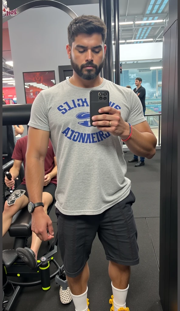 Um Homen, Extremamente realista,muito forte, muscle, Fitness, sem camisa, Wearing jeans